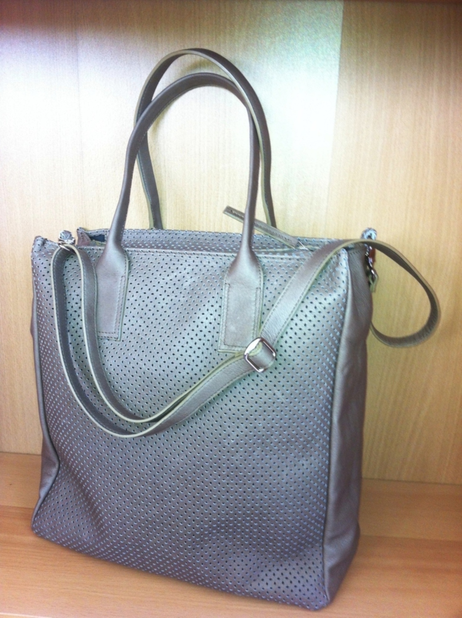 Shopper_nappa_vintage_forata_pirite